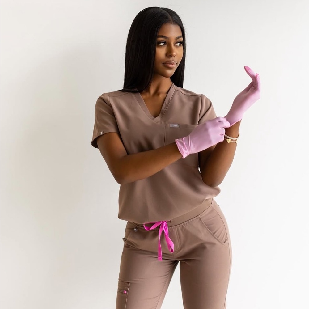 ❌SOLD❌ Figs Scrubs Set